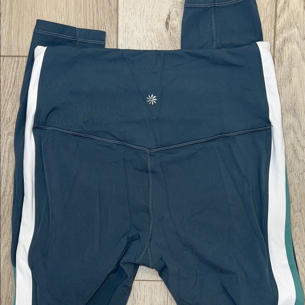 Athleta Set - Picture 6 of 7